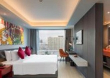 Двухместный номер Premium с видом на сад двуспальная кровать в Maitria Hotel Rama 9 Bangkok