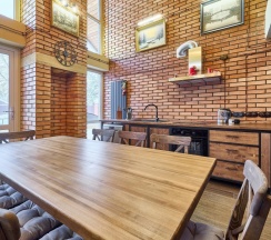 Шестиместный коттедж с балконом и с видом на город в Барнхаус