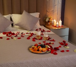 Люкс - с 1 спальней в Ангара