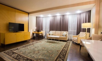 Двухместные апартаменты двуспальная кровать в Best Western Plus Astana