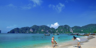 Пхи-Пхи-Дон: Курортный отель Bayview Resort Phi Phi Island Beach Front Resort