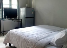 Номер Standard в Asoke Montri Hostel