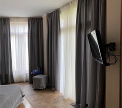 люкс двухместный с балконом в На Черноморской