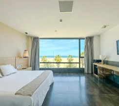 Двухместный люкс с видом на море (двуспальная кровать) в El Coso Hotel