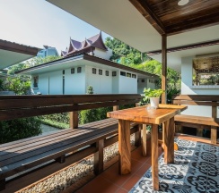 Вилла Superior с балконом и с видом на сад в Kata Tranquil Villa