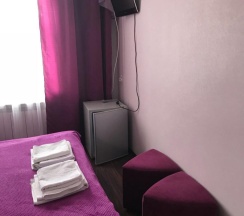 Двухместный номер с двуспальной кроватью в Зверево