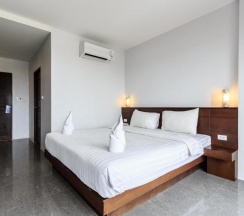 Двухместный номер Deluxe двуспальная кровать в 7Q Bangla Hotel