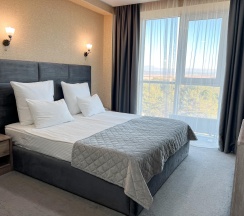 2-комнатный номер люкс полулюкс в Grand sapphire hotel