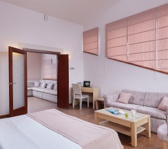 Романтичный двухкомнатный люкс в Гуляй-город