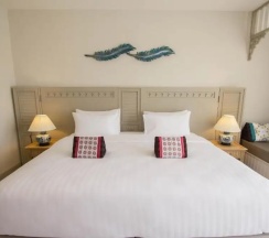 Двухместный номер Deluxe с балконом двуспальная кровать в Panphuree Residence