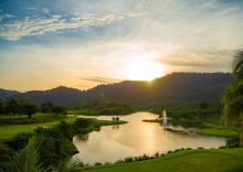 Семейный люкс с балконом в Katathong Golf Resort & Spa