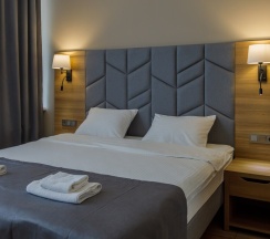 Двухместный номер Стандарт с видом на море двуспальная кровать в Афалина