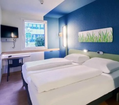 Двухместный номер Standard двуспальная кровать в B&B HOTEL Köln-Marsdorf