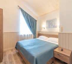 Таунхаус с электрическим камином в Лепота