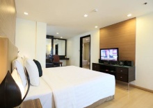 Двухместный номер Grand Deluxe двуспальная кровать в Aspen Suites Hotel Sukhumvit 2 Bangkok