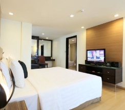 Двухместный номер Grand Deluxe двуспальная кровать в Aspen Suites Hotel Sukhumvit 2 Bangkok
