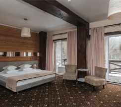 КОРПУС «ПРЕЗИДЕНТСКИЙ». Де Люкс, вид на реку в Марьин Остров