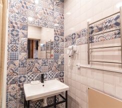 Двухэтажный коттедж с балконом и терассой в Домус.море