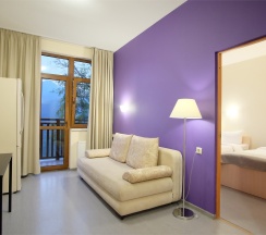 Двухкомнатный с балконом в Riders lodge