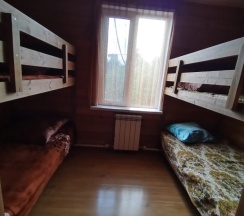 Коттедж с красивым видом из окна в Удачный