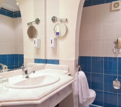 Двухместный номер Standard с видом на море 2 отдельные кровати в Jasmine Palace Resort & Spa