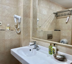 Комфорт+ с балконом прямой вид на море в Кавказ