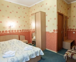 Двухместный номер Standard с балконом двуспальная кровать в Relax Club