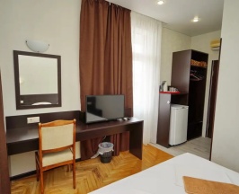 Двухместный номер Standard с балконом двуспальная кровать в Ирина