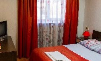 Однокомнатный стандартный номер с двуспальной кроватью в Люкс