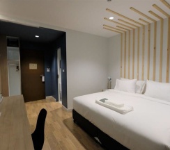 Номер Standard с балконом в The Galla Hotel