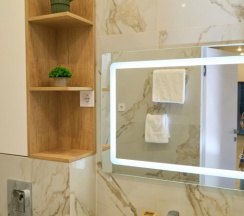 Апартаменты с 2 комнатами с балконом и с красивым видом из окна в Kareff