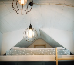 Сапфировый tiny house в Шведские дачи