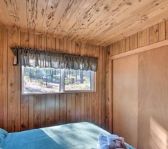 Коттедж в 5 Mi to Heavenly Mountain Resort: Tahoe Cabin