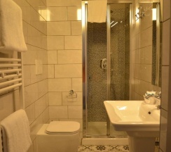 Двухместный номер Superior двуспальная кровать в Hotel Ariston