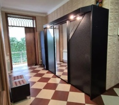 Коттедж с 5 комнатами с балконом и с красивым видом из окна в Коттеджи на Рублевке