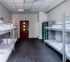 Кровать в общем номере (мужской номер) в Inbed Hostel