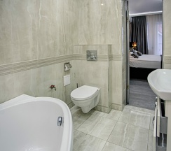 HOTEL 32 в Exclusive Hotel&Apartments