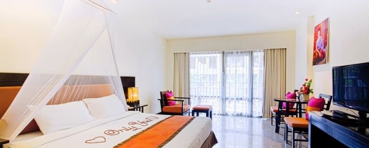 Двухместный номер Superior с видом на море 2 отдельные кровати в Woraburi Phuket Resort & Spa