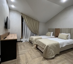 Двухкомнатный семейный ЛЮКС с кухней в Tash maral