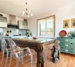 Дом с террасой в Спасовка