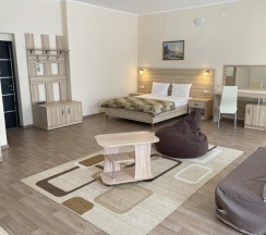 СТУДИО (с балконом) в Альба