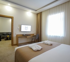 Двухместный люкс двуспальная кровать в Отель Milan Hotel Tashkent