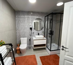 Гостевой дом "Ягодное лукошко"  6-ти местный " Морошковый" в Удивительная деревня Мандроги