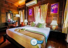 Двухместный номер Deluxe двуспальная кровать в Baan Amphawa Resort & Spa