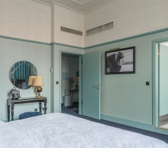Люкс Президентский с двуспальной кроватью в Cosmos Selection Saint-Petersburg Nevsky Royal Hotel