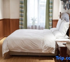 Двухместный номер Standard двуспальная кровать в Yake Town Holiday Hotel (Dehui Branch)