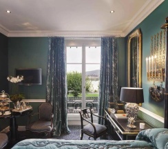 Двухместный номер Exclusive с видом на озеро двуспальная кровать в Hotel d'Angleterre Geneva