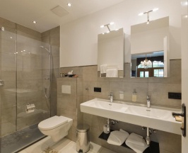Апартаменты Luxury с 2 комнатами в Schneider Hof Boutique-Hotel Garni Superior