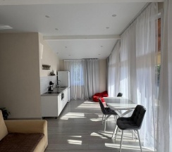 Коттедж улучшенный в Маруся House