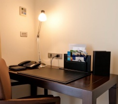 Люкс Grand с балконом в Grand Asoke Suites Boutique Residence